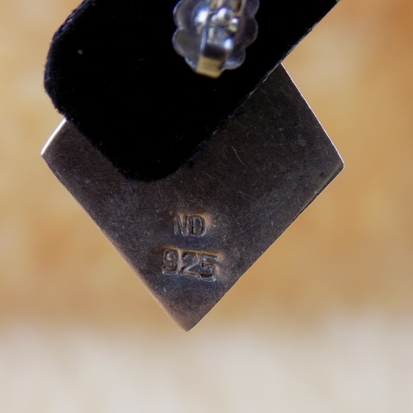 VINTAGE MEXICAN STERLING ONYX EARRINGS MARKED ND - Picture 5 of 8